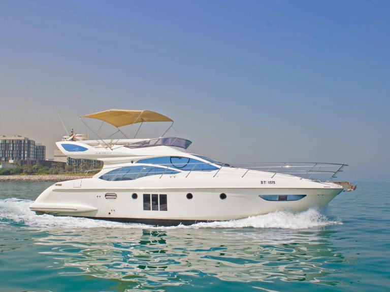 Noleggio Yacht di lusso a Dubai Marina – Azimut Azimut 50