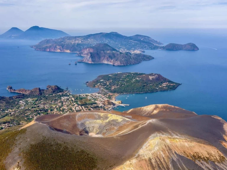 Noleggio a Milazzo – Mochi Craft 35 dominatr big fly su SamBoat