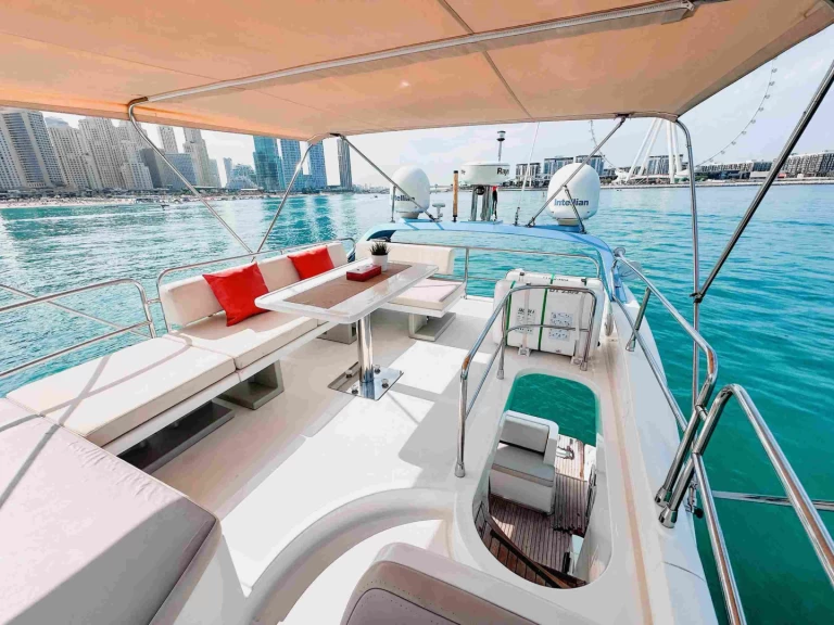 Azimut Azimut 50 da affittare a  Dubai Marina