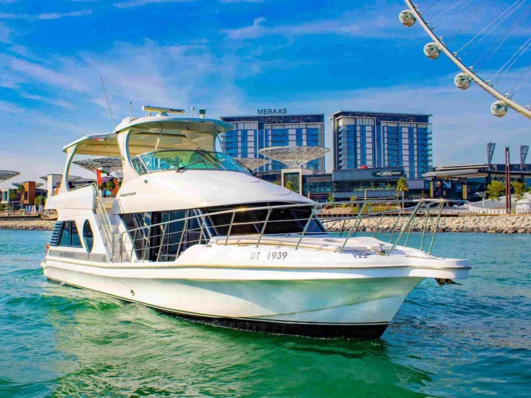 Noleggio Yacht di lusso con o senza skipper Blue-Water a Dubai Marina