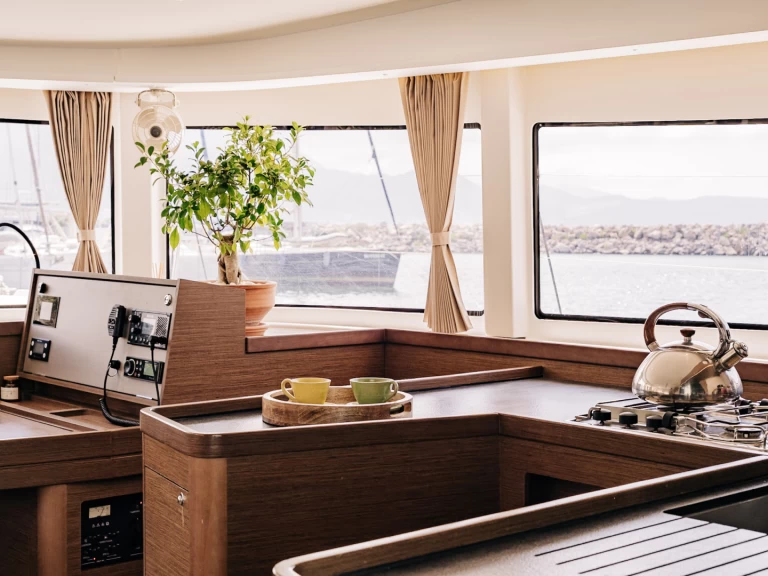 Lagoon Lagoon 42 da affittare a  Kalamata