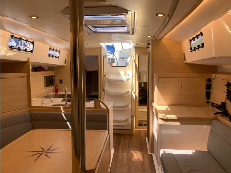 Noleggio Barca a vela con o senza skipper Delta Yacht a Paraty