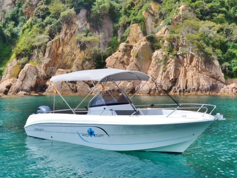 Pacific Craft Pacific Craft 670 Open da affittare a  Marigot