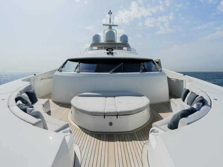 Noleggio barche Dubaï harbour economico Encore