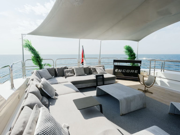 Noleggio Yacht di lusso con o senza skipper Sunseeker a Dubaï harbour