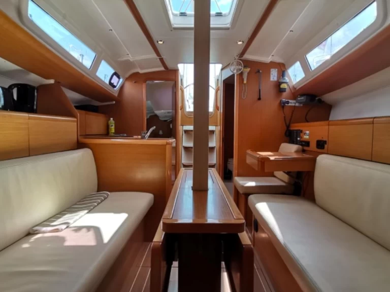 Noleggio barche Port de Trébeurden economico Sun Odyssey 33i