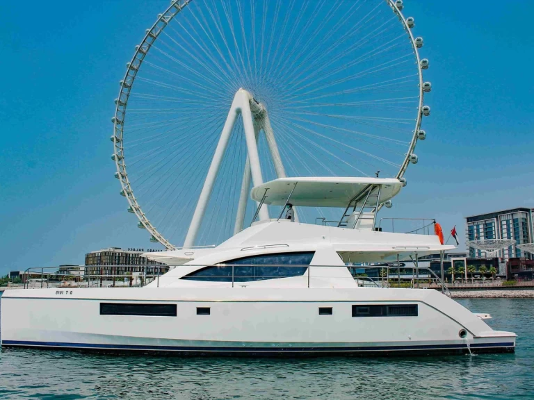 Noleggio Yacht di lusso con o senza skipper Leopard a Dubai Marina
