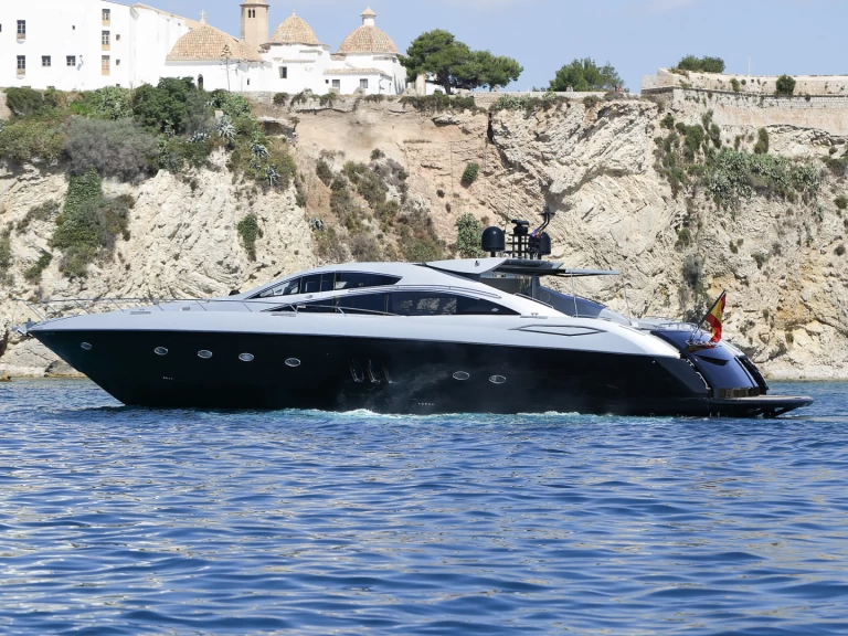 Noleggio a Ibiza Town – Sunseeker Predator 82 su SamBoat