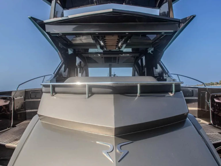 Noleggio a Dubai Marina – Galeon 70 su SamBoat