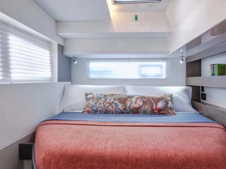 Noleggio Catamarano Leopard con patente nautica