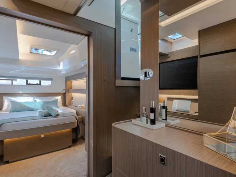 Noleggio Catamarano Leopard con patente nautica