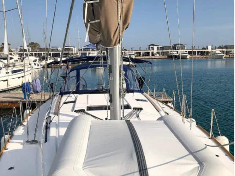 Noleggiare una Jeanneau Sun Odyssey 519 a Pálairos