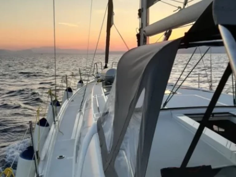 Noleggiare una Bénéteau Oceanis 46.1 a Lefkáda