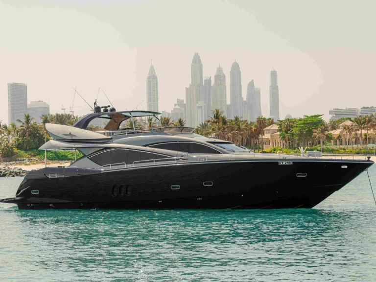 Noleggio barche Dubai Marina economico Yacht 82