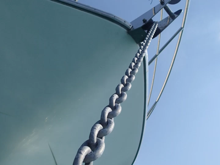 Noleggio Yacht di lusso Uniesse con patente nautica