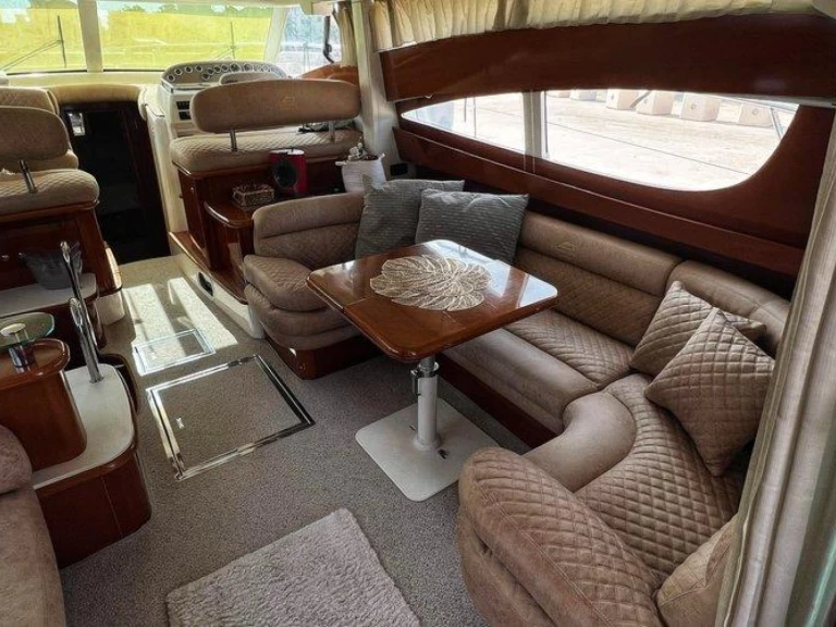 Noleggio barche Jeanneau Prestige 46 a Curzola (Citta) su Samboat