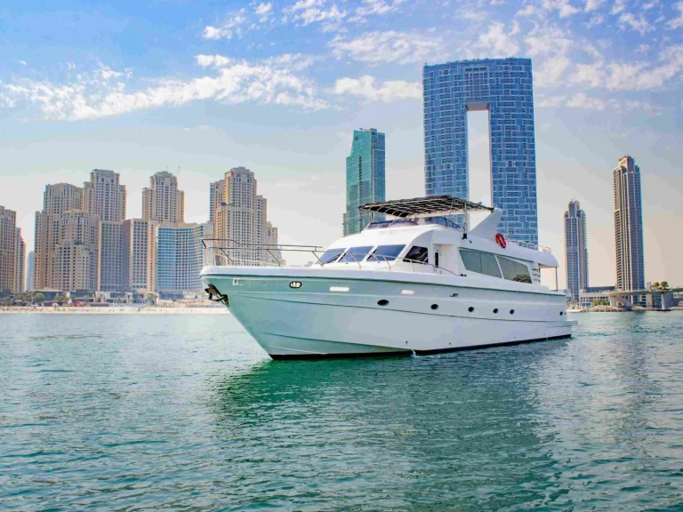 Noleggio barche Gulf Craft 90 a Dubai Marina su Samboat
