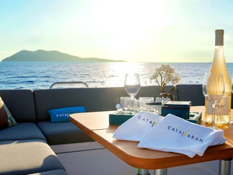 Noleggio Catamarano con o senza skipper Outremer a Corossol