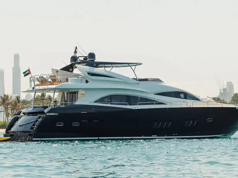 Sunseeker Yacht 90 da affittare a  Dubai Marina