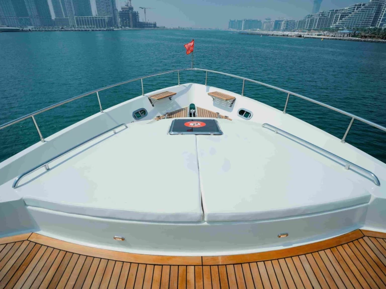 Noleggio Yacht di lusso con o senza skipper HAYSEA a Dubai Marina
