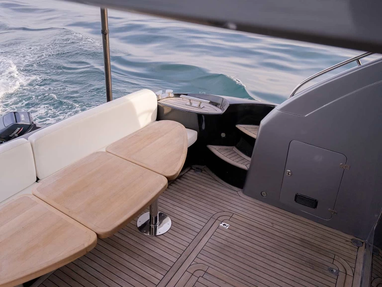 Noleggio barche Azimut Azimut 55 a Phuket (City) su Samboat