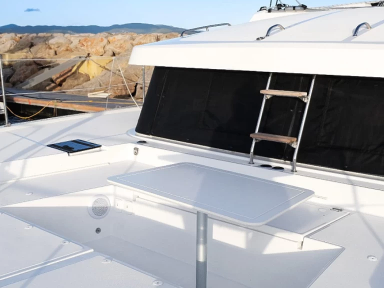 Noleggiare una 15 BALI 3.8 CATSMART a Ajaccio