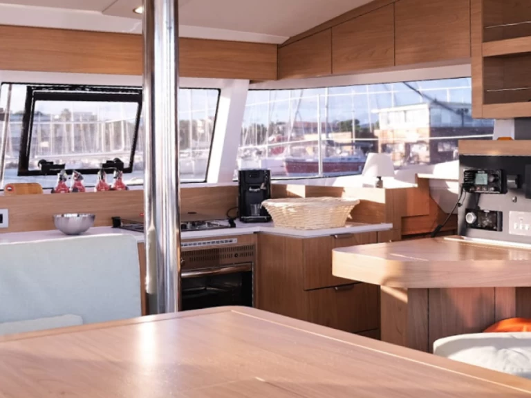 Noleggio Catamarano a Ajaccio – 15 BALI 3.8 CATSMART