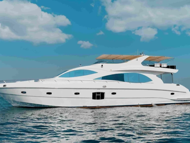 Noleggio a Dubai Marina – Majesty Yachts 92 su SamBoat