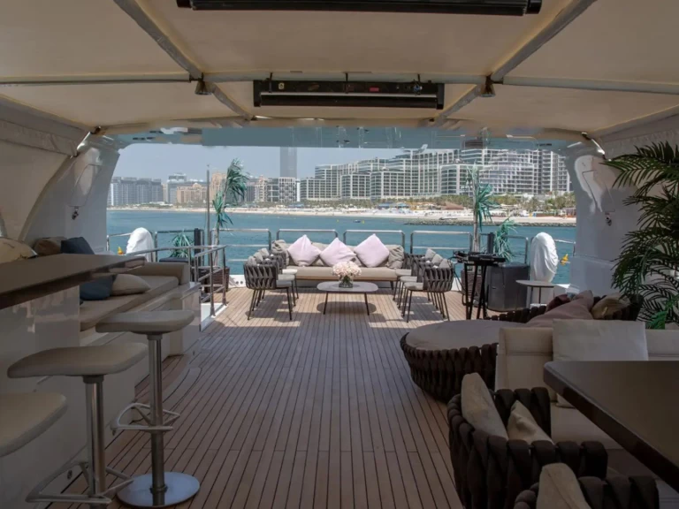 Noleggio Yacht di lusso NEDSHIP con patente nautica