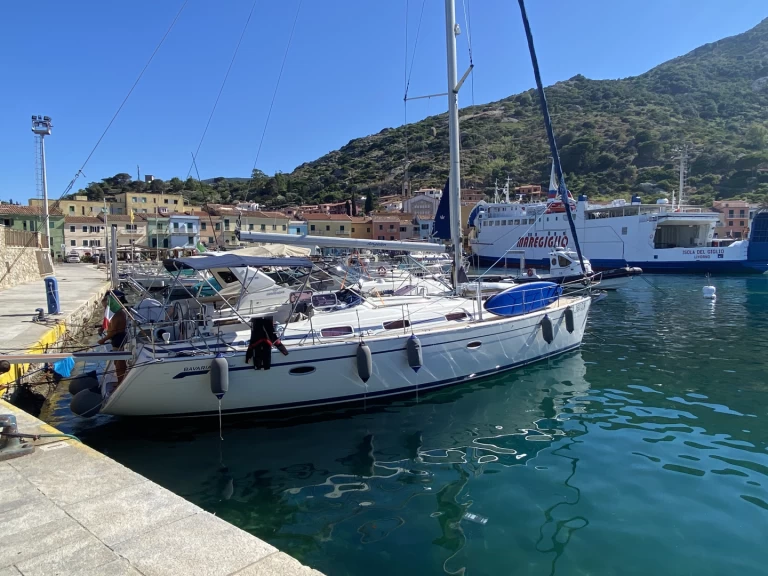 Noleggio barche Bavaria Bavaria 42 Cruiser a San Lorenzo al Mare su Samboat