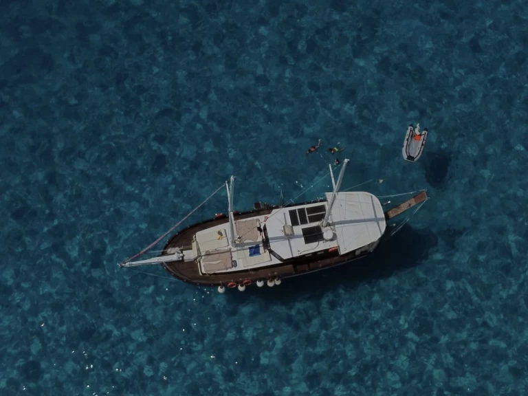 Noleggio Yacht di lusso Custom Gulet-Motor Sailor con patente nautica