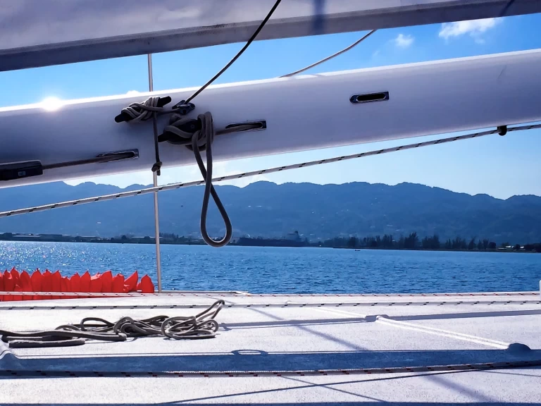 Noleggio Catamarano con o senza skipper Custom a Montego Bay