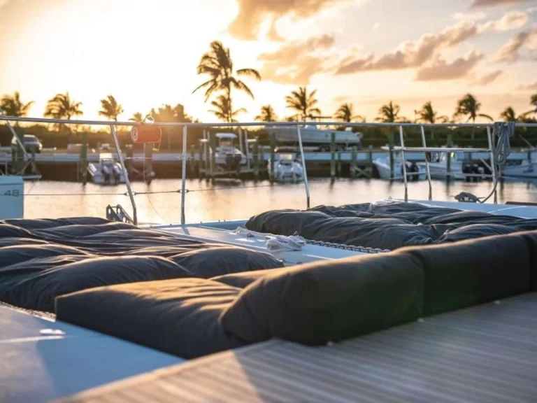 Noleggio Yacht di lusso Lagoon con patente nautica