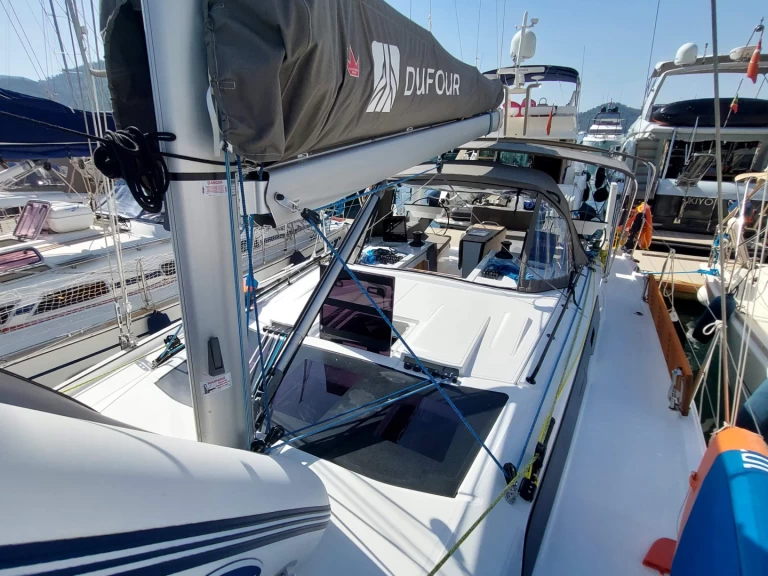 Noleggiare una Dufour Dufour 41 a Göcek