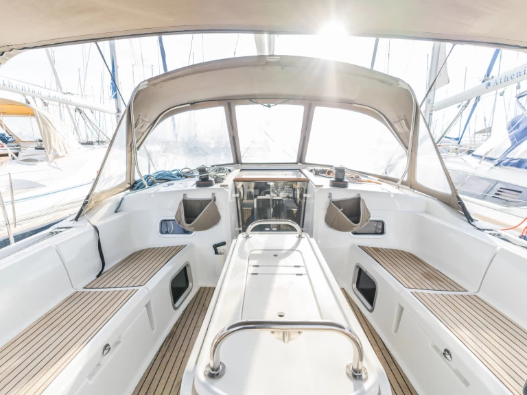 Barca a vela a noleggio a Zakynthos (Isola) al miglior prezzo