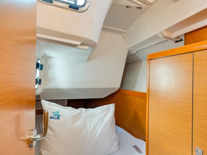 Noleggiare una Jeanneau Sun Odyssey 349 a Punat