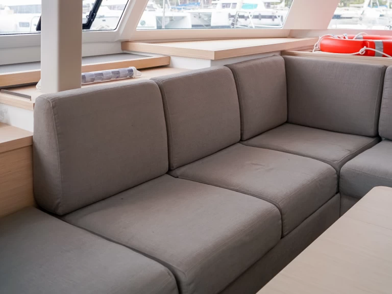 Catamarano a noleggio a Furnari al miglior prezzo