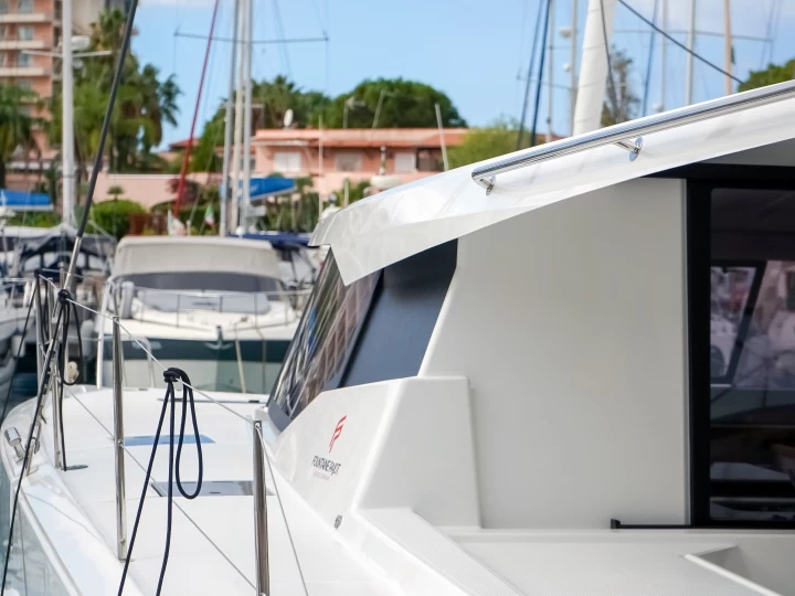 Fountaine Pajot Astrea 42 da affittare a  Furnari