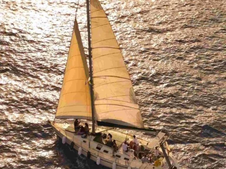 Noleggiare una Bénéteau First 45 F5 - 4 cab. a Rodi (Citta)