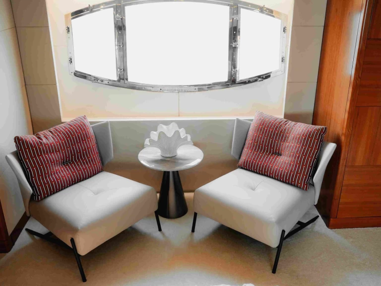 Noleggio barche Majesty Yachts 110 a Dubai Marina su Samboat