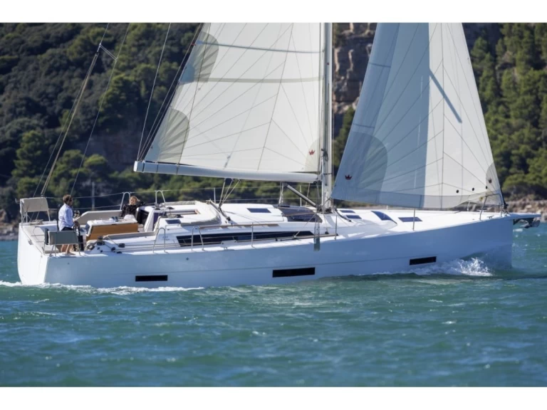 Noleggio barche Dufour Dufour 430 a Baiona su Samboat