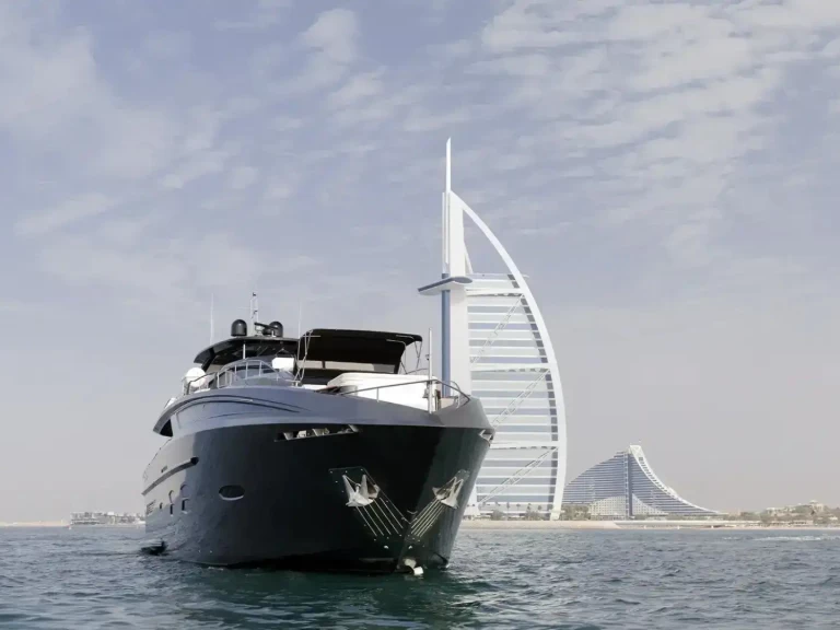 Noleggio Yacht di lusso a Dubai Marina – lOGOS 115