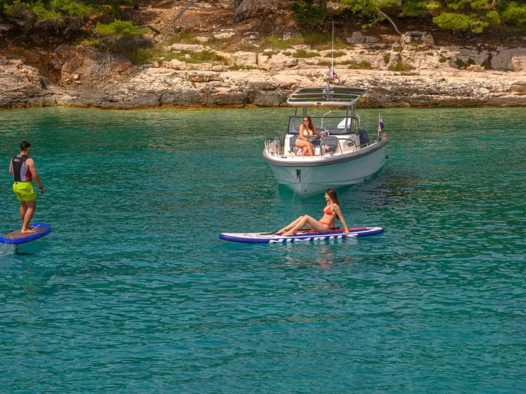 Noleggiare una  Nimbus T9 a Spalato