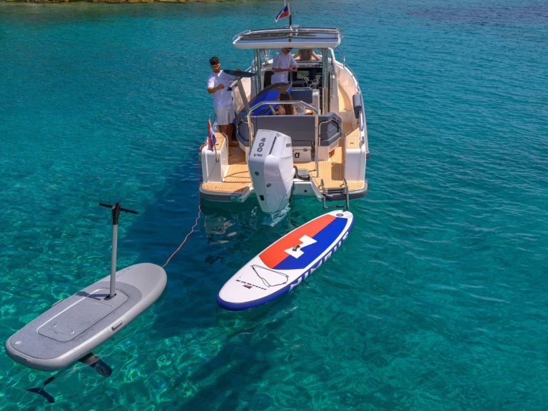 Noleggio barche  Nimbus T9 a Trogir su Samboat