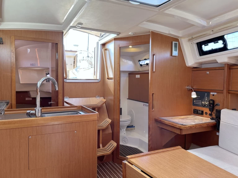 Noleggio barche Rogosnizza economico Cruiser 34