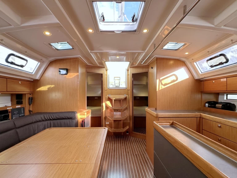 Noleggiare una Bavaria Cruiser 46 a Rogosnizza