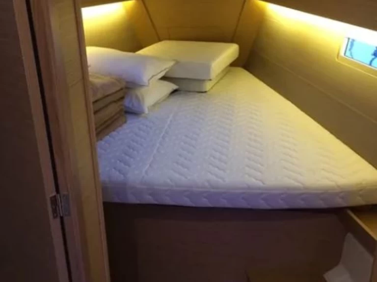 Noleggio Barca a vela con o senza skipper Dufour a Gouviá