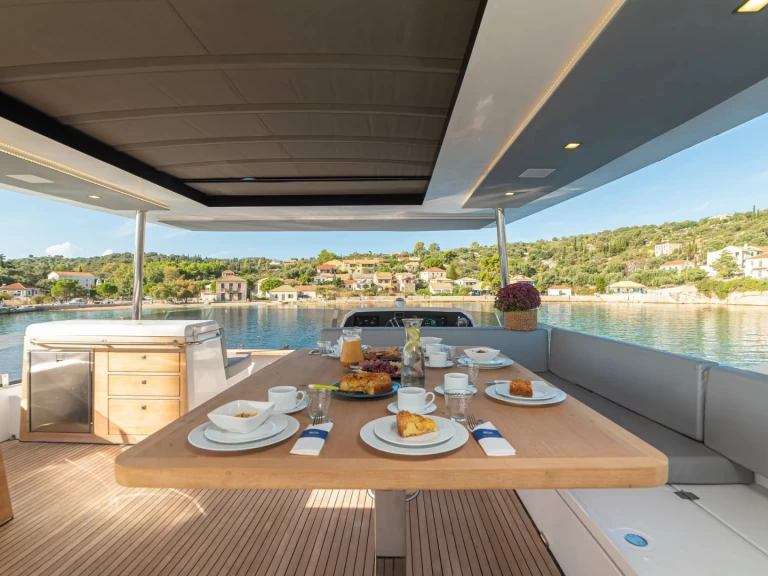 Noleggio a Álimos – Aventura Aventura 50 - 4 + 1 cab. su SamBoat