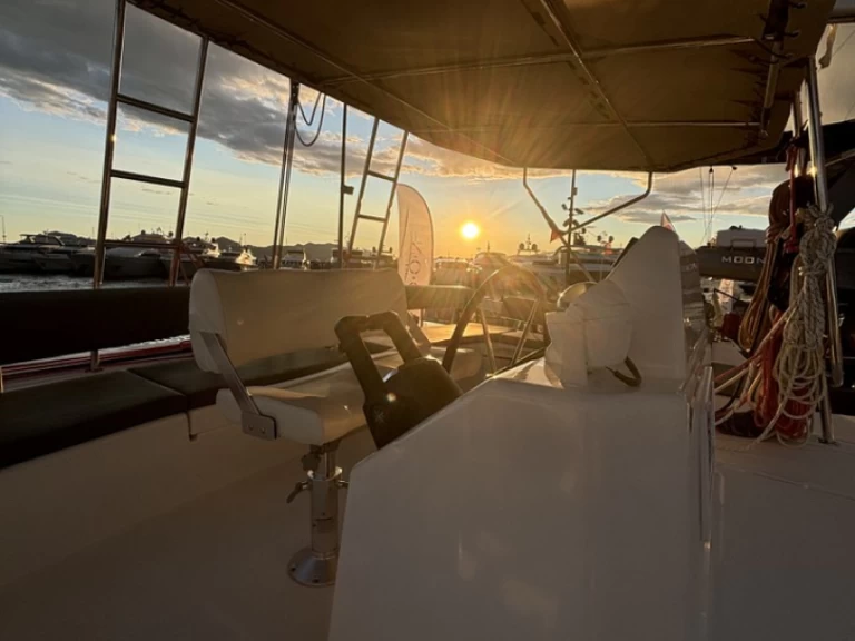 Noleggio Catamarano con o senza skipper Dufour a Ibiza