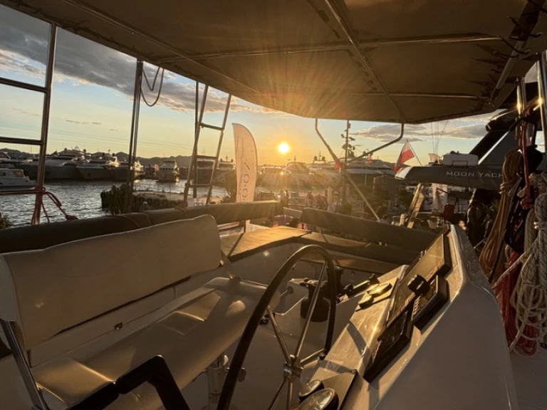 Noleggio Catamarano Dufour con patente nautica